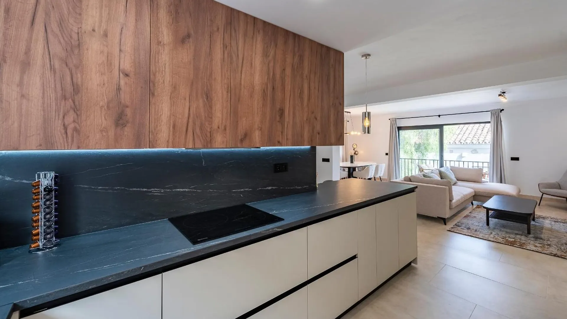 Spacious And Bright 3Br House In Great Location Μαρμπέλλα Ισπανία